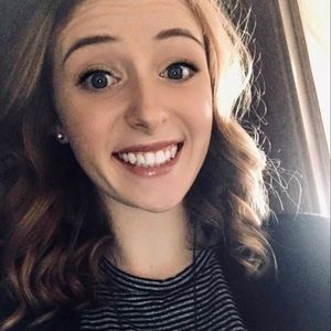 Meet your Posher, Zoe